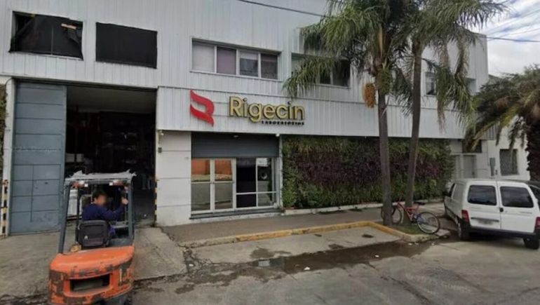 Fue clausurada debido a múltiples y persistentes incumplimientos de las Buenas Prácticas de Fabricación y Control. 