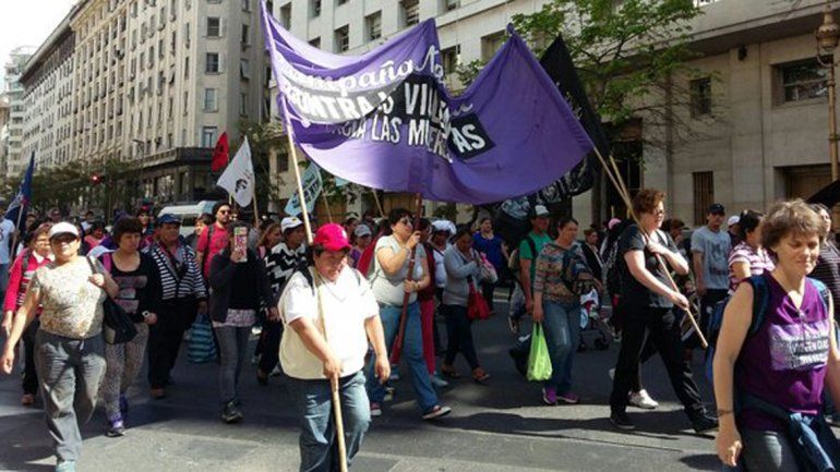 Con un corte de calles, protestan por la mujer mapuche juzgada en Zapala