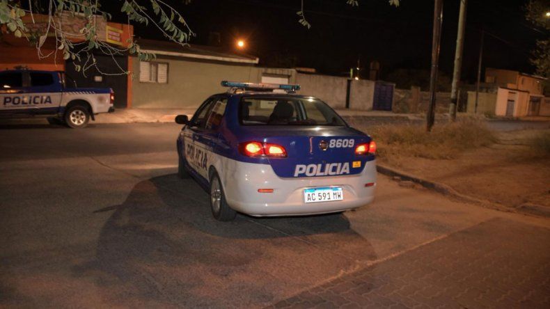 Parejas fueron detenidas por no querer pagar el telo