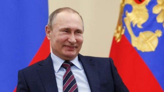 Putin anunció que Rusia tiene lista la vacuna y estallaron los memes