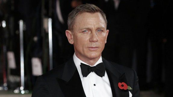 Cine: ¿A James Bond le llega la paternidad?