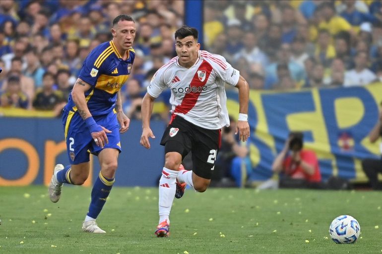 Con el envión del Superclásico, River busca las semis de Copa Libertadores: hora, formaciones y TV