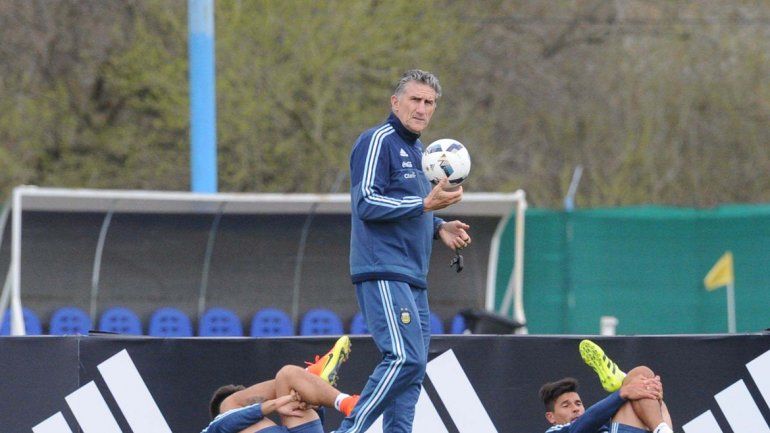 Si Romero no ataja en su equipo, va a ser complicado