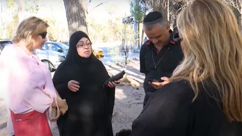 Polémica: mujer musulmana denunció que no la dejaron sacar la licencia