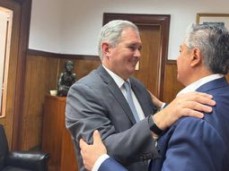 Rolando Figueroa con el flamante canciller, Pablo Quirno. Rolando Figueroa con el flamante canciller, Pablo Quirno.