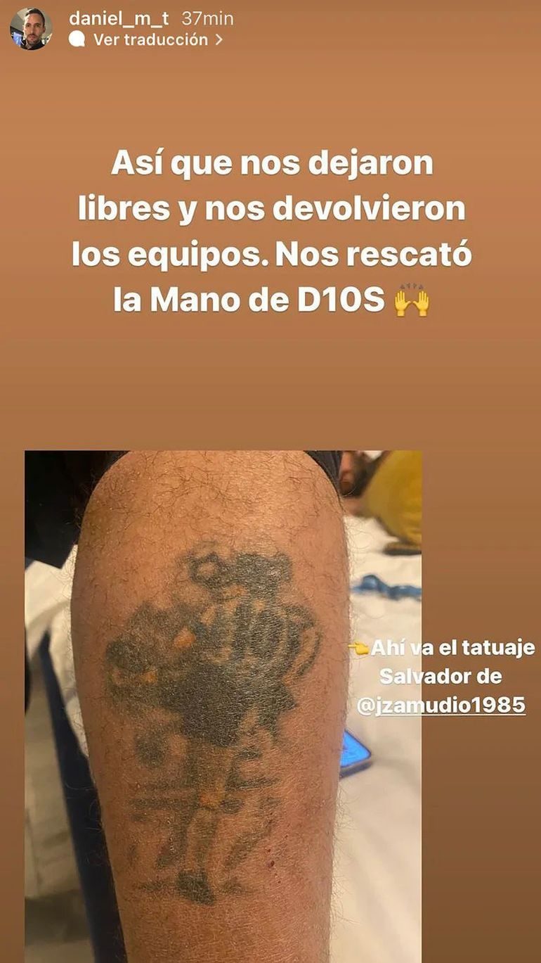 El tatuaje de Diego Armando Maradona que le salvó la vida a un grupo de periodistas.