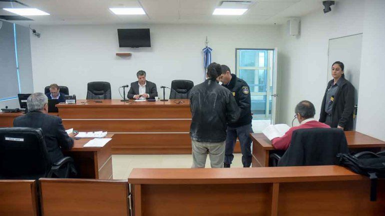 Quemó tres casas para vengar el crimen de su hermano