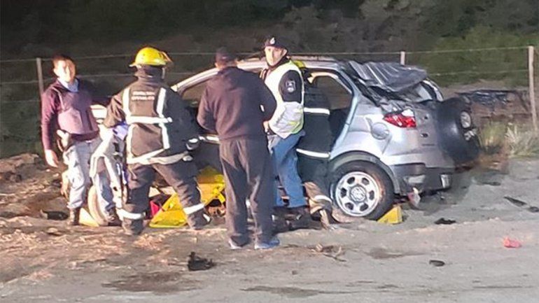 Tragedia en Cutral Co: tres personas murieron calcinadas tras un violento accidente