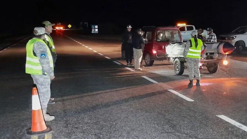 Pesca ilegal: ¿Cómo atrapan a los pescadores furtivos en Neuquén? | LM Neuquen Pesca ilegal: ¿Cómo atrapan a los pescadores furtivos en Neuquén?