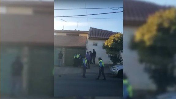 Un peatón acusó a un policía de civil de apuntarle con una pistola