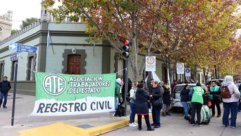 Los registros civiles realizarán un paro por tiempo indeterminado. Los registros civiles realizarán un paro por tiempo indeterminado.