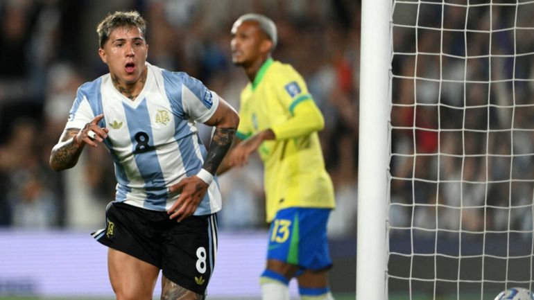 Argentina goleó a Brasil por 4 a 1 Argentina goleó a Brasil por 4 a 1