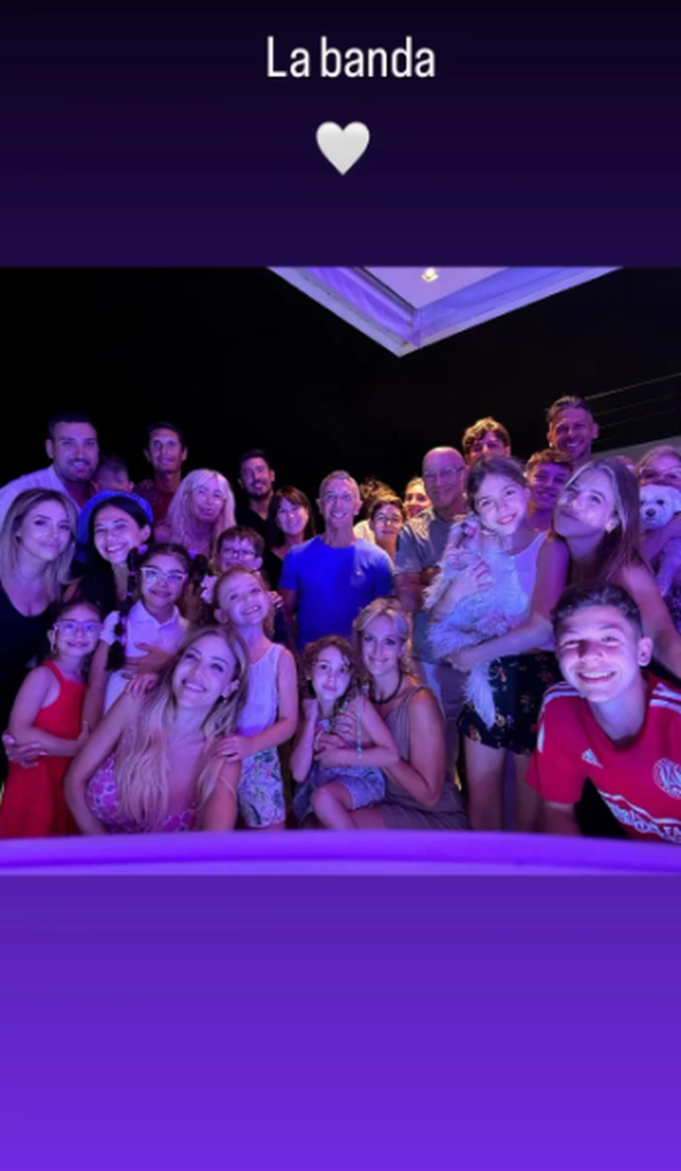 Entre los invitados a la fiesta Mariana de Melo y Gabriela Trenchi, amigas de Evangelina.