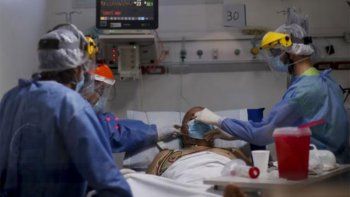 ¿llego la segunda ola al pais? los casos crecieron mas del 10% ¿llego la segunda ola al pais? los casos crecieron mas del 10%