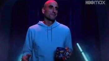 el genial spot de ginobili con lebron en space jam 2: ¿por que chapea boca? el genial spot de ginobili con lebron en space jam 2: ¿por que chapea boca?