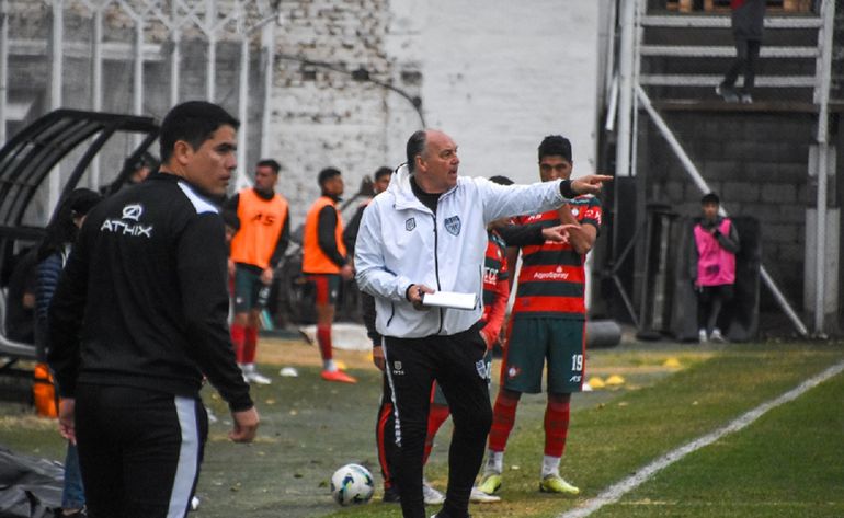 Bonjour en el triunfo sobre Círculo Deportivo a mitad de temporada. Foto: Anahí Cárdena