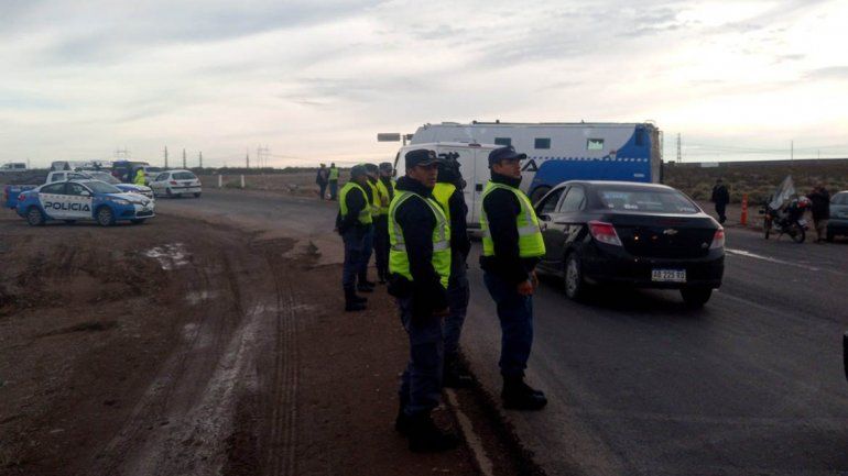 Por las condiciones climáticas, el tránsito se debió cortar en las rutas nacionales 22 y 237