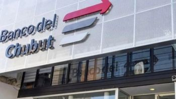 El presidente del Banco del Chubut confirmó que el programa ya está vigente, luego de un acuerdo de la entidad estatal y el gobierno de Ignacio Torres. El presidente del Banco del Chubut confirmó que el programa ya está vigente, luego de un acuerdo de la entidad estatal y el gobierno de Ignacio Torres.