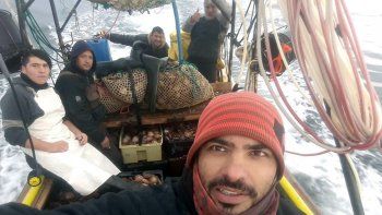 san antonio: asi colectan vieiras los buzos marisqueros san antonio: asi colectan vieiras los buzos marisqueros