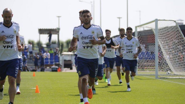 Armani se perfila como titular para el próximo martes