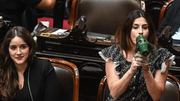 Pagano denunció a Menem: Me amenazaron estando embarazada