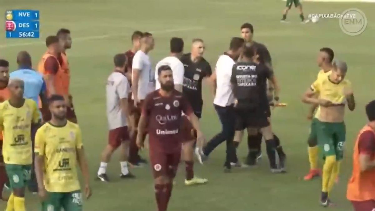 Escándalo en Brasil: un entrenador agredió a una jueza de línea
