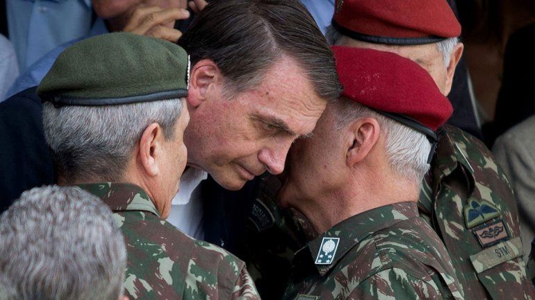 Brasil trata de mula calificada al militar detenido