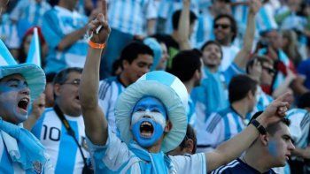 no le gusto a los hinchas: escucha el nuevo hit de la seleccion argentina no le gusto a los hinchas: escucha el nuevo hit de la seleccion argentina