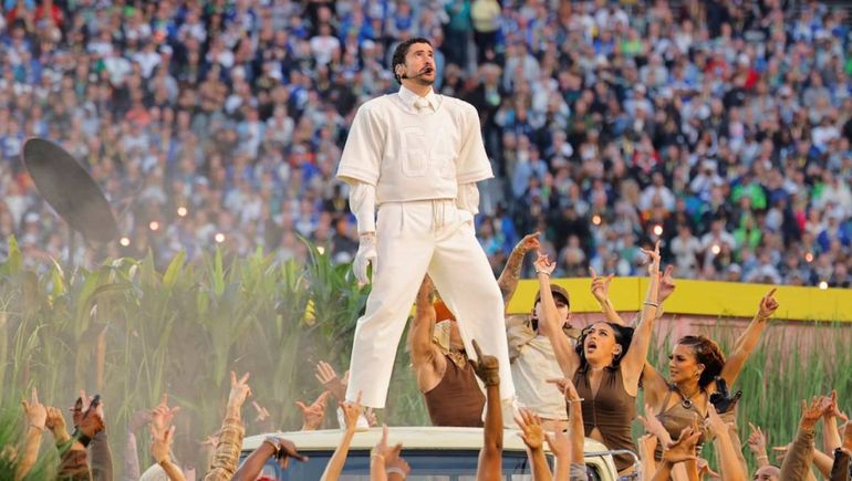 Bad Bunny en el show del Súper Bowl.