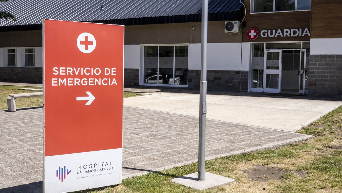 Repudio en San Martín de los Andes: un trabajador del hospital fue agredido por un paciente