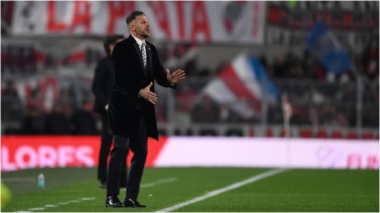 Demichelis no logró encontrar su lateral derecho titular durante todo el 2023 Demichelis no logró encontrar su lateral derecho titular durante todo el 2023