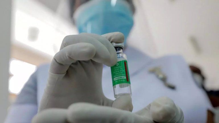 Se intensifica la disputa entre la UE y el Reino Unido sobre AstraZeneca