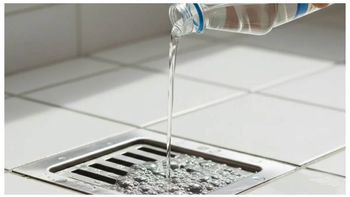 Tirar vinagre en los pisos de casa en invierno: por qué recomiendan hacerlo y para qué sirve Tirar vinagre en los pisos de casa en invierno: por qué recomiendan hacerlo y para qué sirve