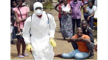 Ante el rápido avance del brote de Ébola en África, la OMS declaró este domingo la emergencia de salud pública de importancia internacional. Ante el rápido avance del brote de Ébola en África, la OMS declaró este domingo la emergencia de salud pública de importancia internacional.