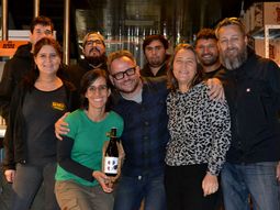 Hay equipo y es ganador. Pablo (en el centro) con quienes hacen Kuruf. Hay equipo y es ganador. Pablo (en el centro) con quienes hacen Kuruf.