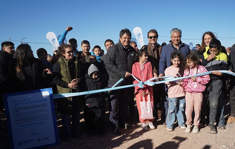 En 15 fotos, la alegría de cumplir el sueño del terreno propio