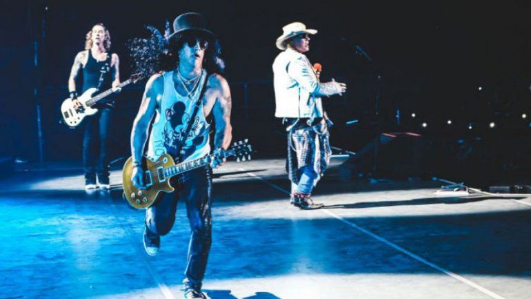 Guns N Roses agradeció la paciencia de 23 años al público chileno.