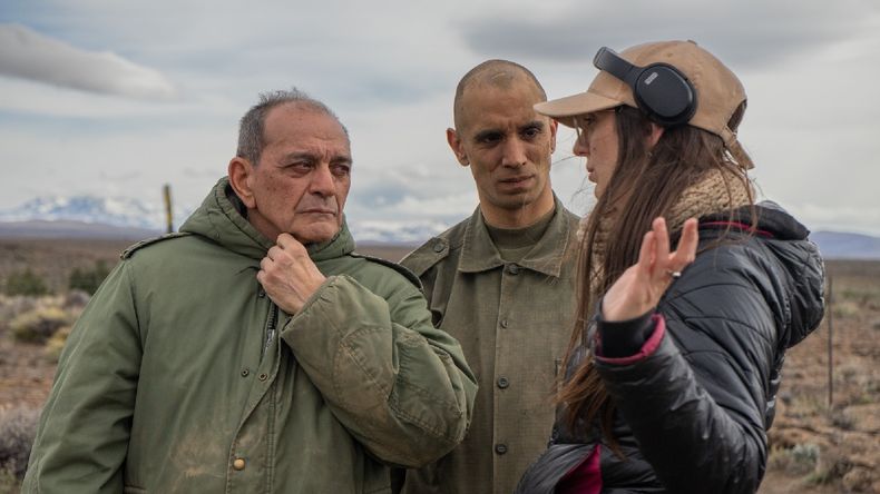 LA realizadora Agnese Boaretto rodó 6 de Abril en la estepa papalina. Un cortometraje muy sentido. | LM Neuquen LA realizadora Agnese Boaretto rodó 6 de Abril en la estepa papalina. Un cortometraje muy sentido.