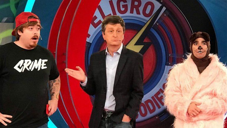 Sin aviso ni explicaciones, Telefe levantó Peligro sin Codificar: El país está raro