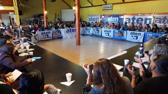 El Gobierno convocó a una reunión y el gremio docente ATEN demora las medidas de fuerza