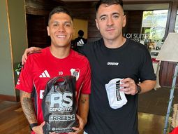 Rodrigo y el mano a mano con Juanfer Quintero. Rodrigo y el mano a mano con Juanfer Quintero.