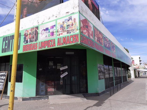 Clausuraron un súper en Plottier: secuestraron 100 kilos de carne en mal estado