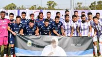 David Escalante no quiso aparecer en la foto oficial del homenaje al Papa Francisco.