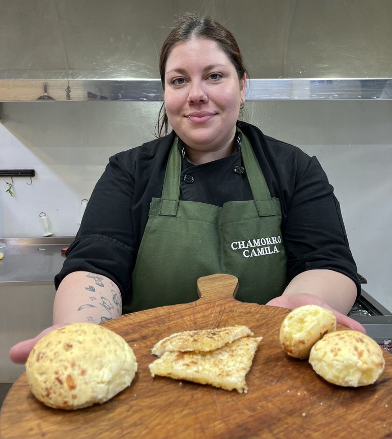 Chipa So´o (relleno) Mbejú y Chipá tradional. Tres recetas tradicionales del litoral que Camila comparte con los lectores de El Comedor. Chipa So´o (relleno) Mbejú y Chipá tradional. Tres recetas tradicionales del litoral que Camila comparte con los lectores de El Comedor.