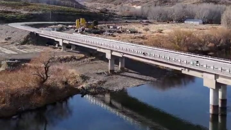 El Puente La Rinconada lleva 19 años en obra.