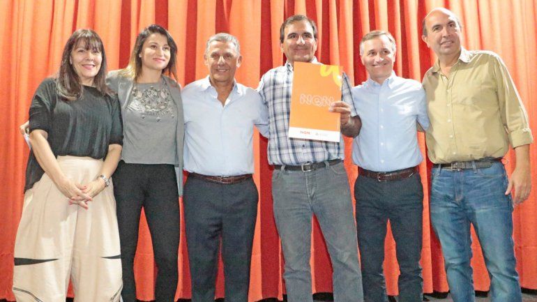El acto se llevó a cabo ayer en el auditorio del Municipio.