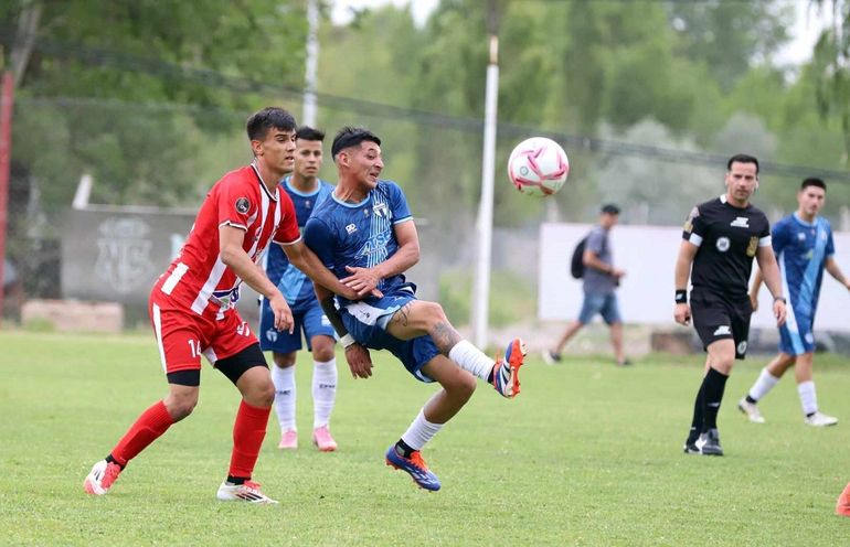 Las 2 semifinales del Regional Amateur para definir el ascenso al Federal A.