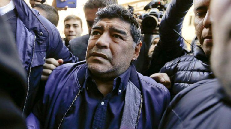 Maradona hizo un escándalo porque no pudo viajar a Dubai