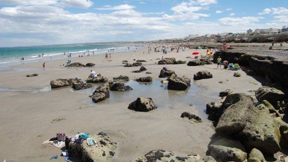Las Grutas tiene otras playas que  son un paraíso