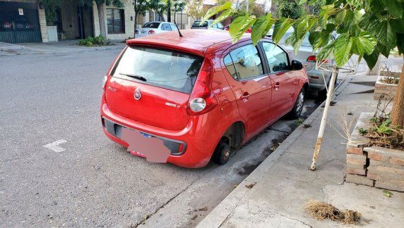 Otra vez los robarruedas: esta vez atacaron cerca de la ex U9